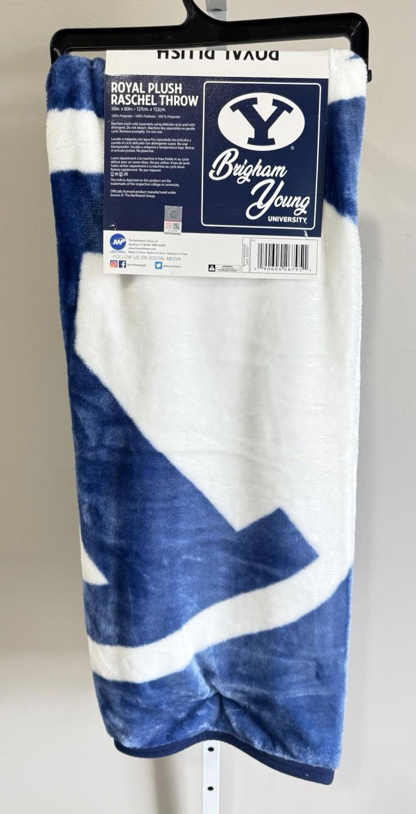 Bulk Lot of (4) New In Case BYU Cougars Plush Raschel Throw Blankets 50”x60”